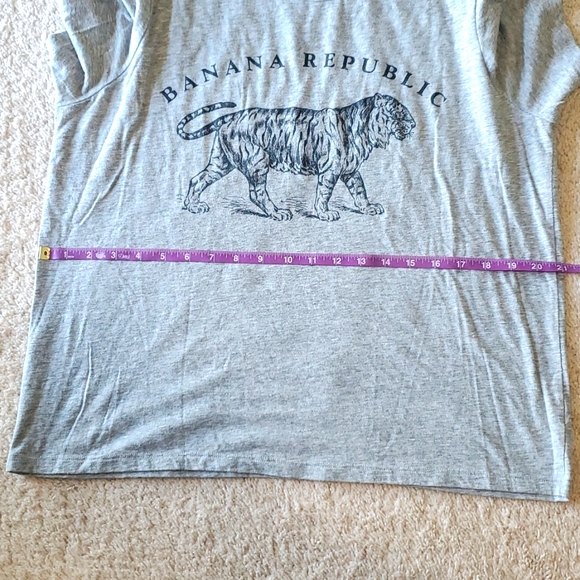 Banana Republic Woman's Shirt - Picture 5 of 5